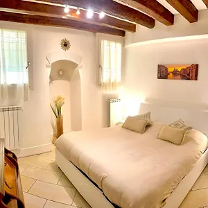 Apartamento Biennale Ca Dario, Venecia
